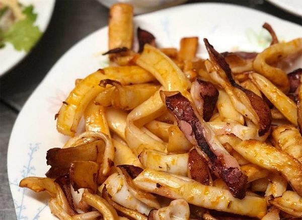 mực lá làm món gì ngon