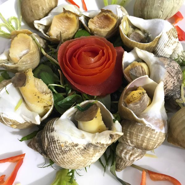 ốc bulot hấp chanh sả