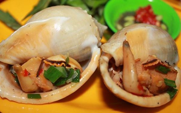 Cách làm ốc tỏi nướng mỡ hành tại nhà