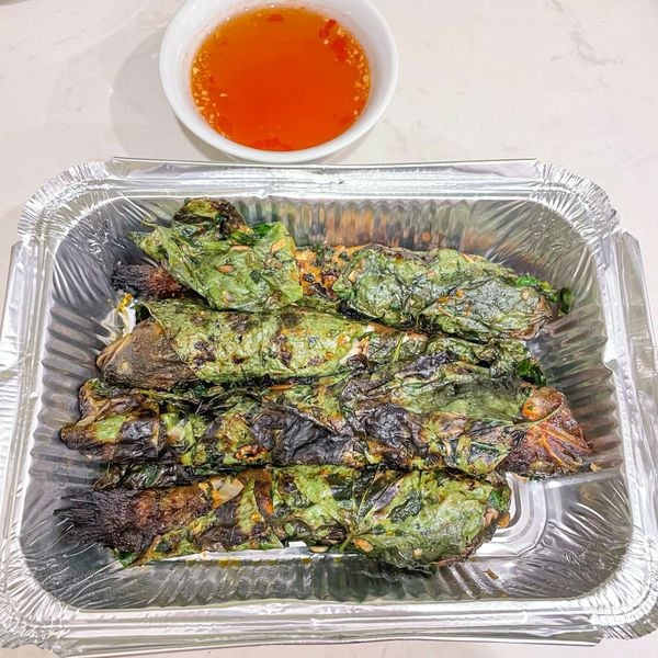 cá bống bớp nướng lá lốt
