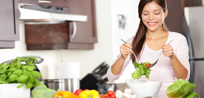 Người ăn thuần chay nên bổ sung thức uống dinh dưỡng gì?