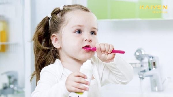 Các bước đánh răng cho trẻ mầm non chi tiết chuẩn y khoa