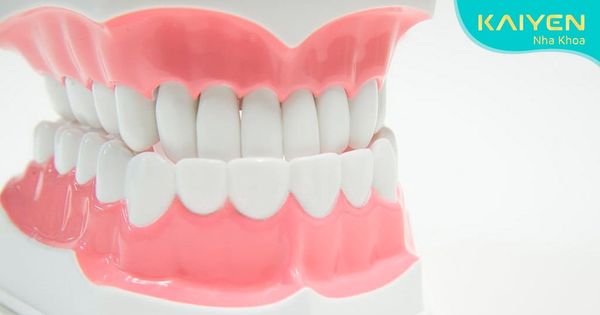 Răng móm là như thế nào? Phải làm sao để điều trị?