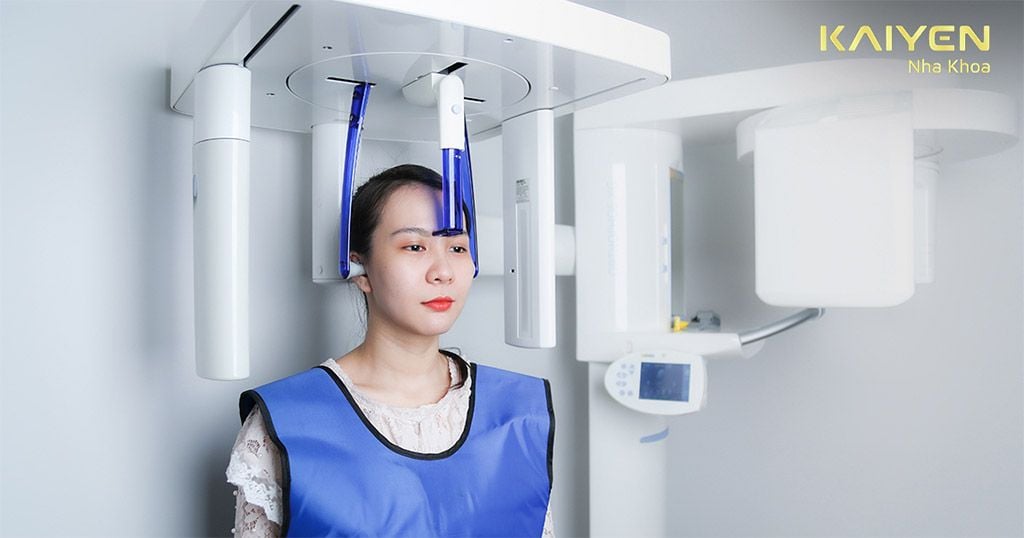 Chụp X-quang răng an toàn với áo bảo hộ tại Kaiyen