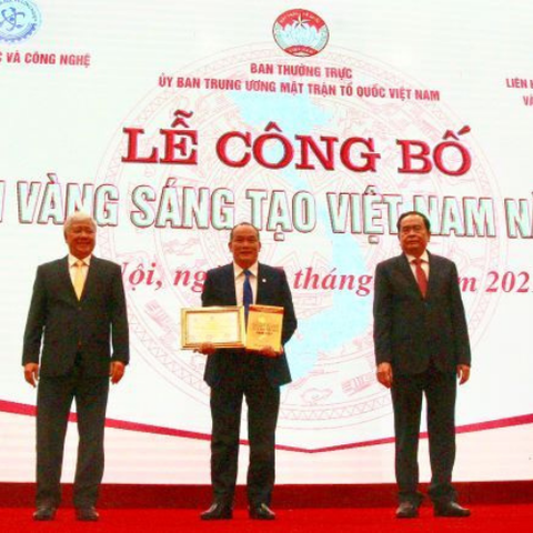 Gốm Đất Việt – Đơn vị duy nhất được vinh danh 03 công trình tiêu biểu trong Sách vàng Sáng tạo Việt Nam 2021