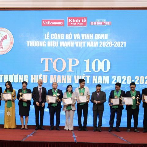 Gốm Đất Việt được vinh danh Top 100 thương hiệu mạnh Việt Nam 2020-2021