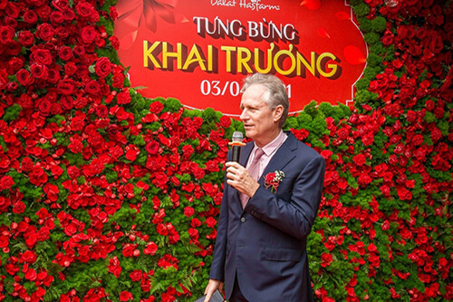 Người Việt Nam yêu hoa nhất thế giới