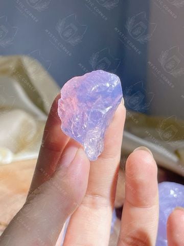 vì sao Rose Quartz có màu hồng