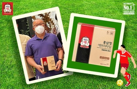 박 감독은 BUI TIEN DUNG의 아내에게 정관장 홍삼으로 선물함