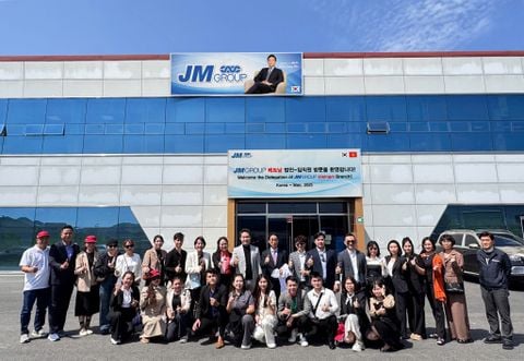 Chuyến tham quan nhà máy sản xuất các sản phẩm của JM GROUP tại Hàn Quốc