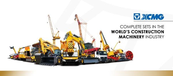 Xe cẩu bánh lốp 130 tấn