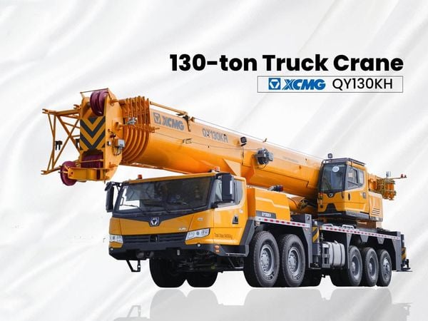 Xe cẩu bánh lốp 130 tấn XCMG QY130KH