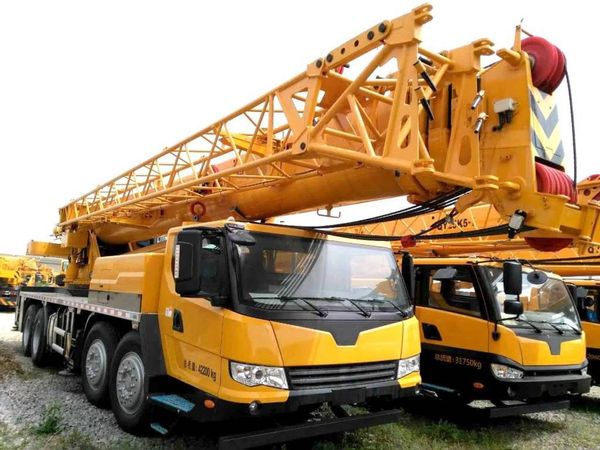 Bánh lốp xcmg 60 tấn