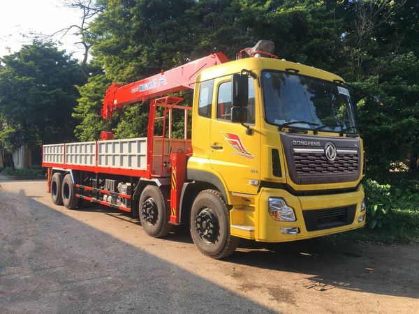 Xe tải gắn cẩu kanglim 12 tấn