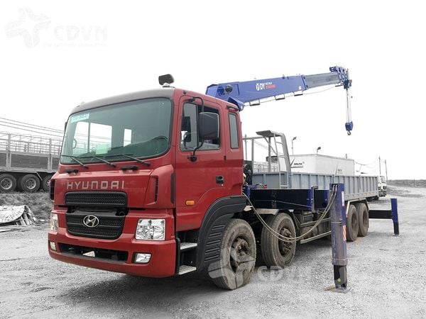 Xe HD320 gắn cẩu 12 tấn Dongyang SS2725LB