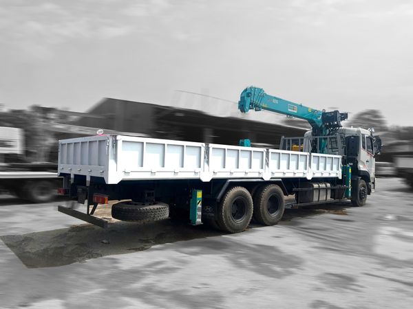 Xe Dongfeng gắn cẩu hyundai Everdigm HLC-8016