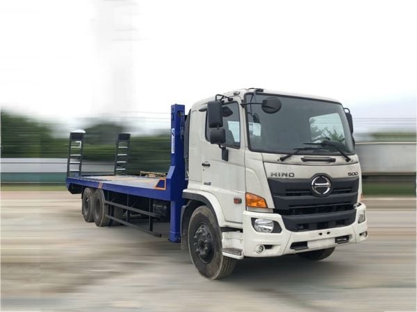 Xe nâng đầu chở máy công trình Ollin