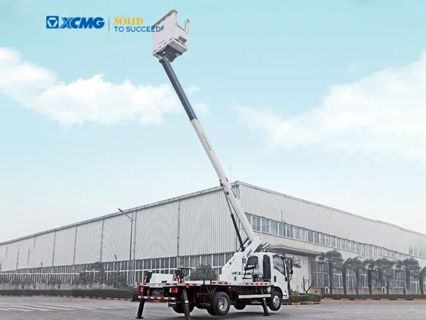 Xe nâng người 15m