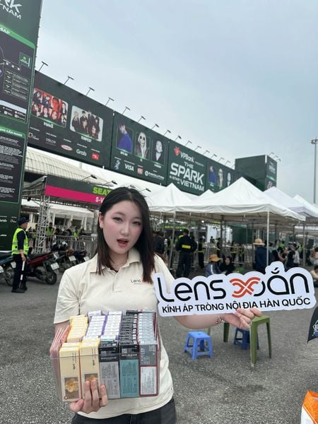 lens xoắn tại concert GD DPR IAN Mỹ Đình