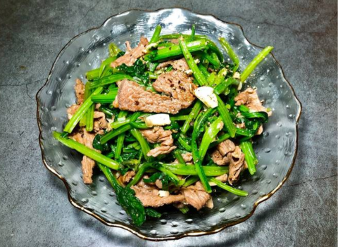 HOW TO MAKE BABY SPINACH AND BEEF STIR FRY RECIPE
