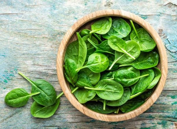 Spinach lowers blood pressure, reduces potassium and nitrates