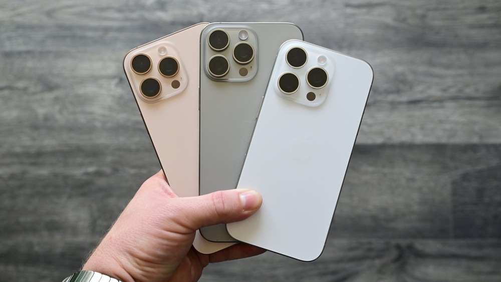 Điện thoại iPhone 16 Pro Max và iPhone 16