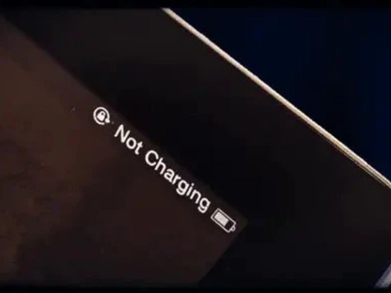 Cách nhận biết iPad, iPhone sạc không vào pin