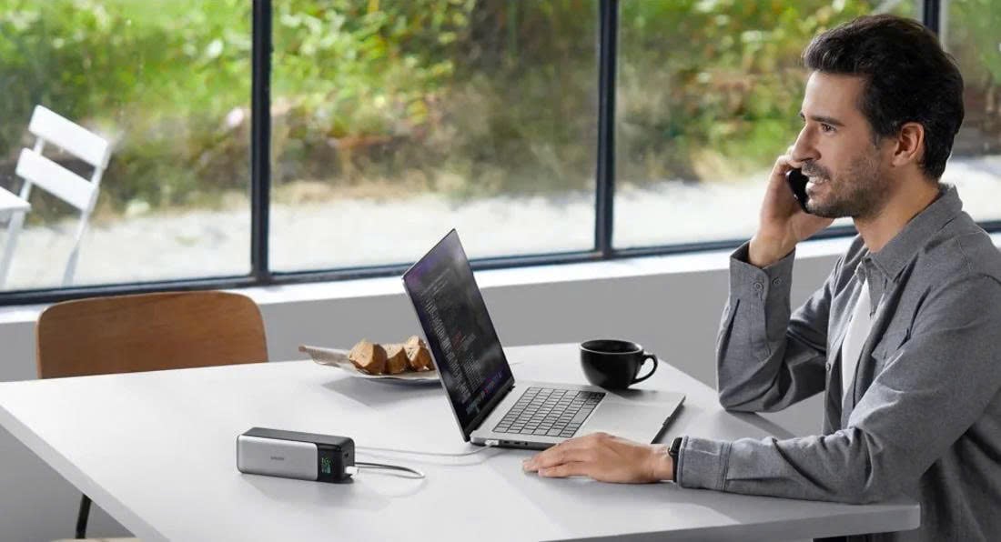 Có nên mua đế sạc Anker 2 USB-C + 1 USB-A 100W A1902 không?