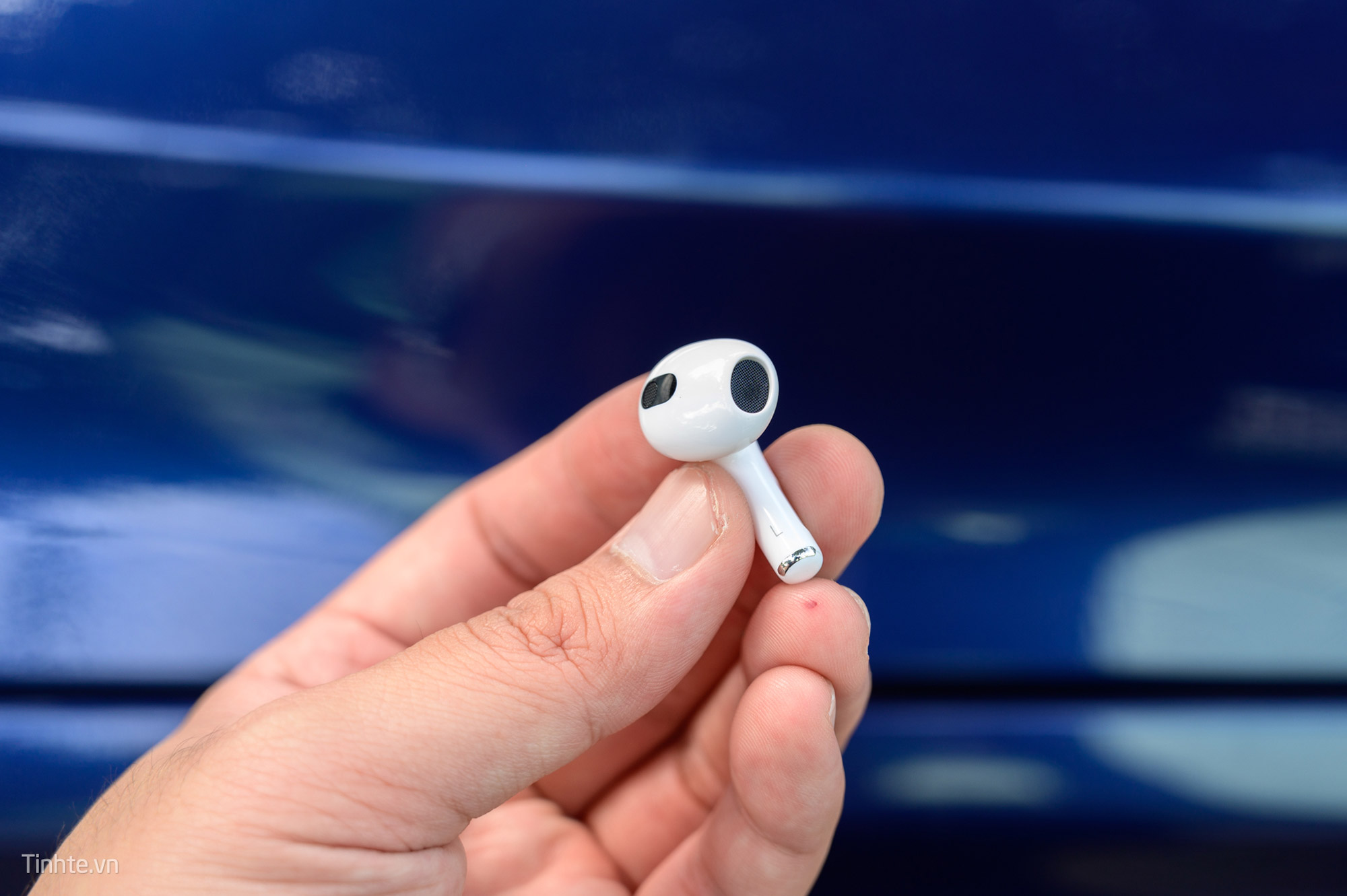 Vender trên tay AirPods 3 đầu tiên tại Việt Nam, đánh giá chi tiết