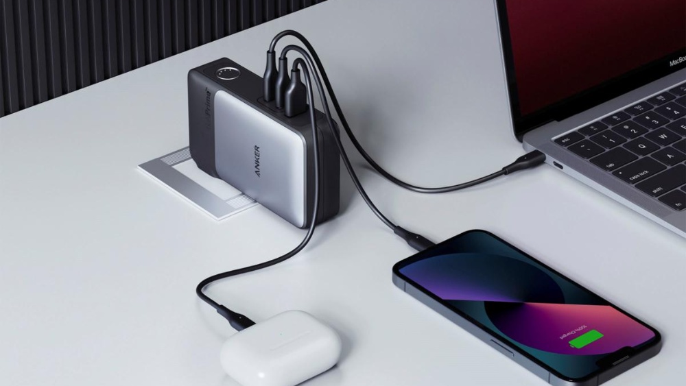 Hỗ trợ sạc 3 thiết bị cùng lúc với tốc độ ổn định.