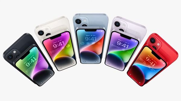 iPhone 14 và iPhone 14 Plus trình làng với 5 màu sắc thời thượng