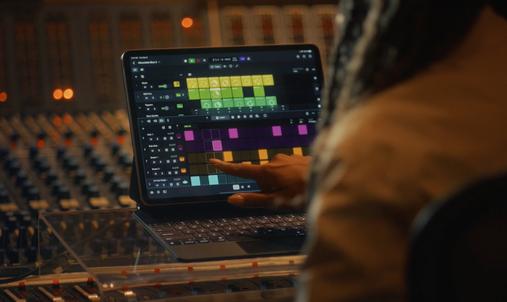 Logic Pro cho iPad có tính năng gì mới? khác với trên Mac không?