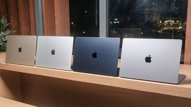 MacBook Air M2 13 inch có 4 màu chính