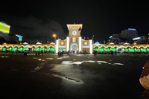 BEN THANH MARKET - The mark of Dien Quang Group in 50 – year celebration