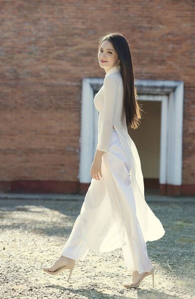 ao-dai-mang-giay-gi