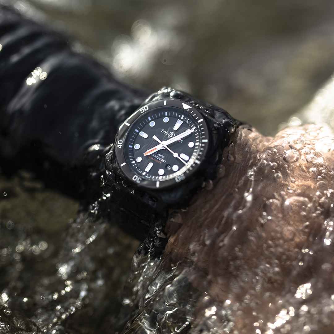 sp_br-03-92-diver-black-matte