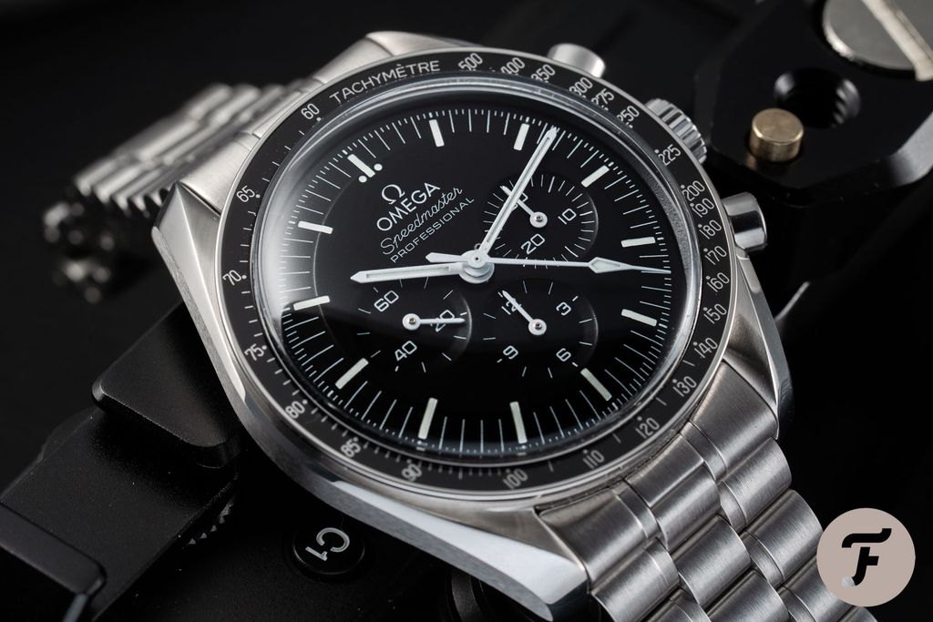 sp_speedmaster-moonwatch-professional-1