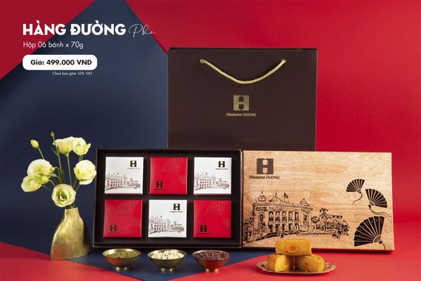 Bánh trung thu Madame Hương 2021 Hàng Đường phố 4 bánh