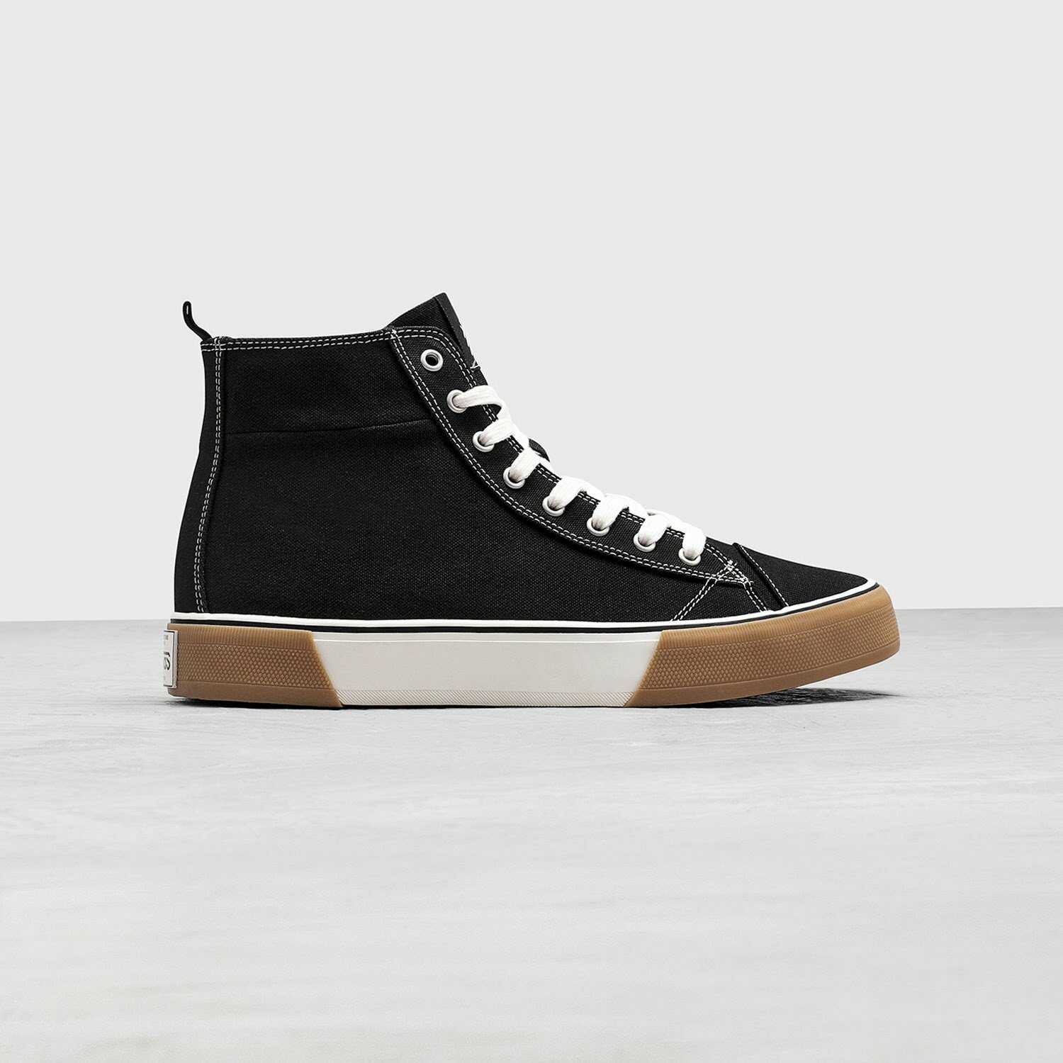 Đôi Basas Bumper Gum - High Top - Black/Gum của thương hiệu Ananas