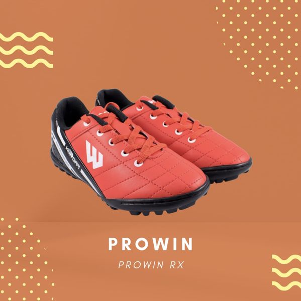 Giày bóng đá Prowin RX có thiết kế bắt mắt và giá cả phải chăng