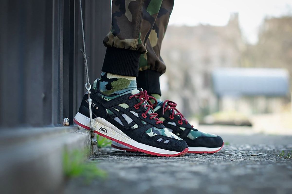 BAIT x ASICS GEL-Lyte III “Basics Model-001 Vanquish” phối cùng quần jogger camo