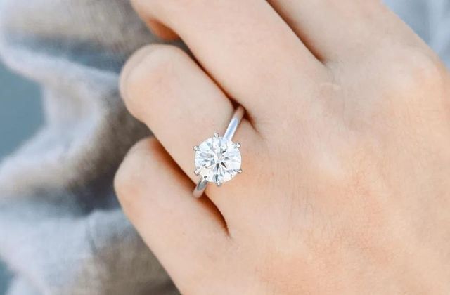 Bạch Kim Là Gì? Cập Nhật Giá Bạch Kim Mới Nhất