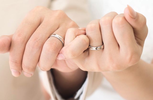 Khám phá Bộ sưu tập nhẫn cưới kim cương tự nhiên đẹp tại Jemmia