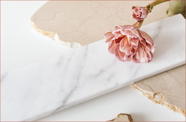Đá Cẩm Thạch Trắng: Đặc điểm, giá trị và ứng dụng trong đời sống