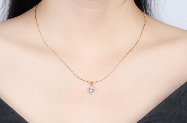 Top 10 Dây Chuyền Vàng Nữ 9999 Đẹp Và Sang Trọng 2025