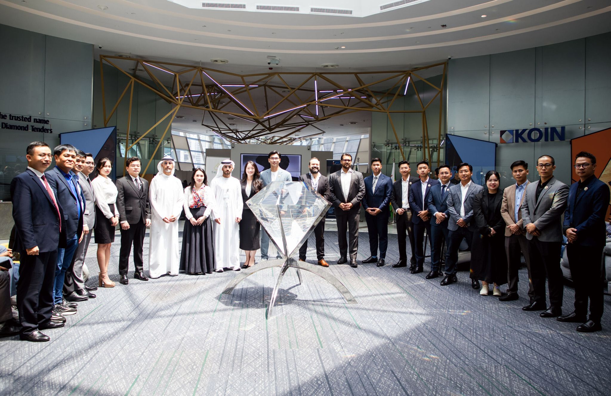 Nhìn Lại Những Hình Ảnh Thương Hiệu Kim Cương Jemmia Tại Dubai Tháng 092024