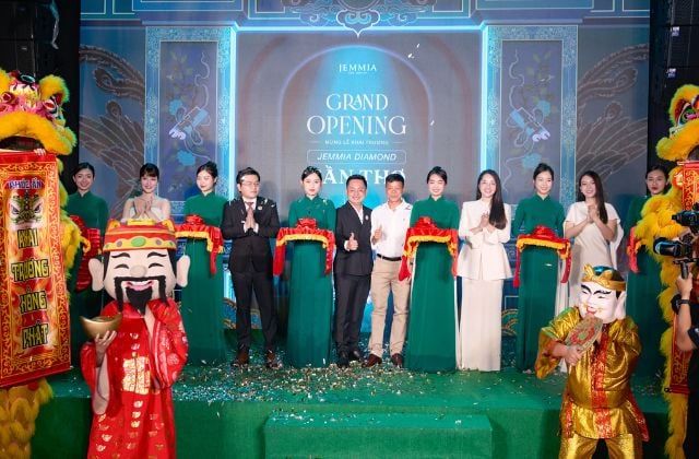 Nhìn Lại Những Hình Ảnh Khai Trương Showroom Jemmia Diamond Tại Cần Thơ