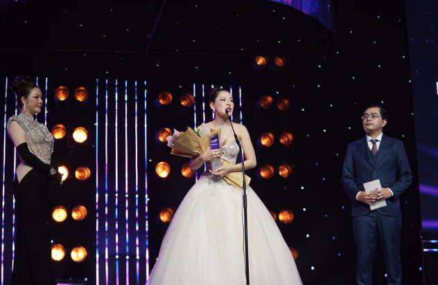 Jemmia Diamond Đồng Hành Cùng Giải Thưởng “Mỹ Nhân Của Năm 2023” – Chi Pu