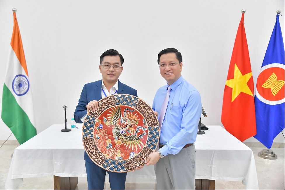 Liên Hiệp Các Hội Unesco Vinh Danh Thương Hiệu Kim Cương Việt