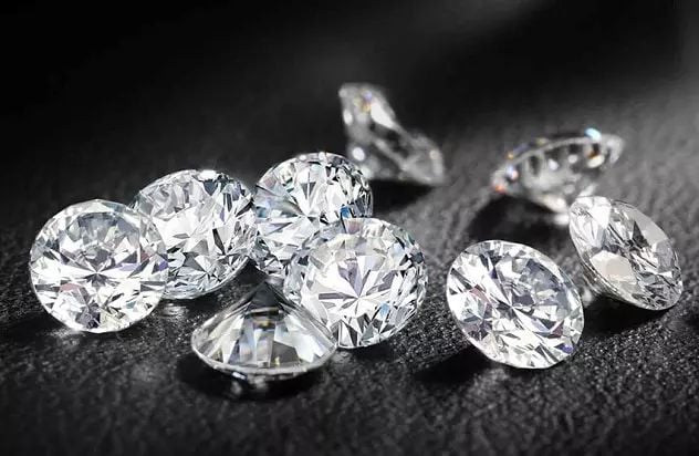 Kim Cương Tự Nhiên I2 Là Gì ? Hiện Nay Có Giá Bao Nhiêu ?